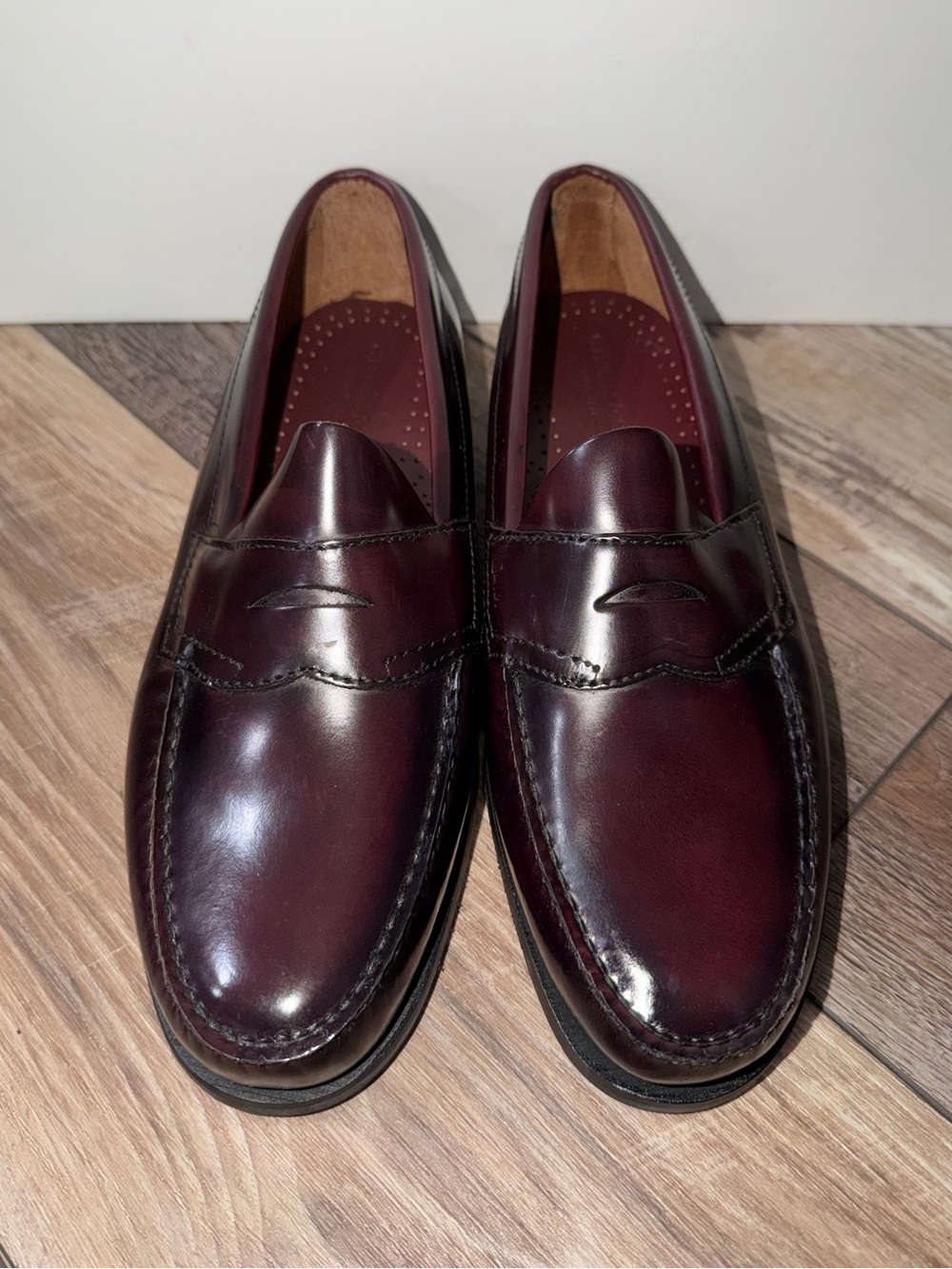 GH Bass & Co Shoes Men’s 9.5 D Oxblood Leather Penny Loafers Dress
